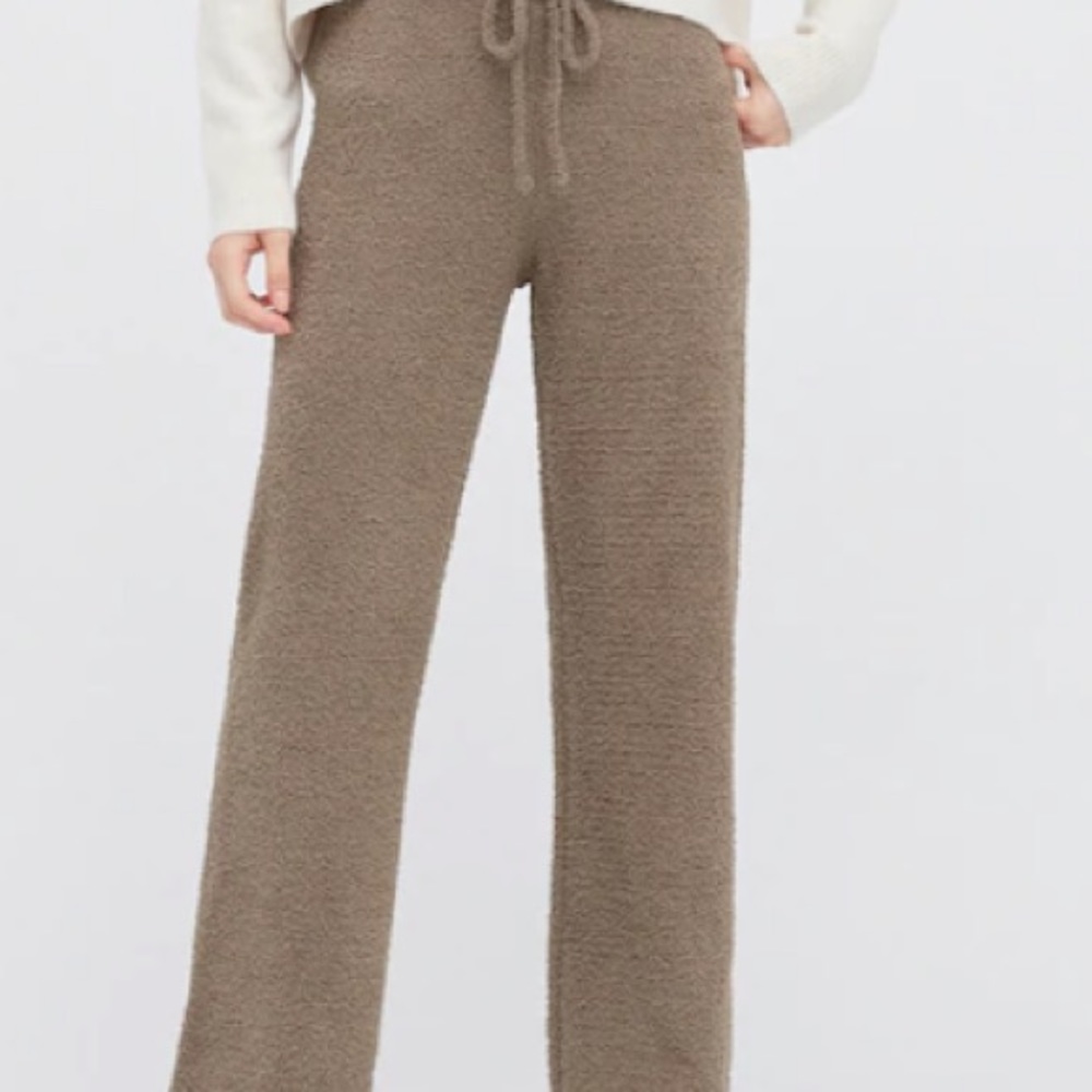 Uniqulo Green Matching Fuzzy Set - image 3